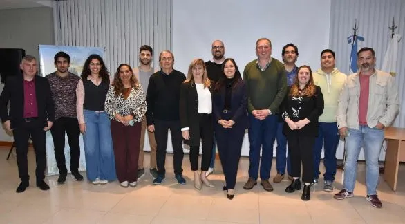 Entrega de Carnets a Nuevos Matriculados en el Colegio de Ingenieros del Distrito III