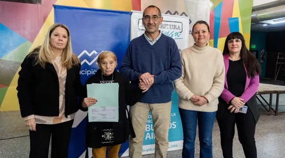 Se realizó la firma de 126 escrituras de viviendas