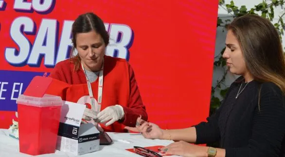 Test de VIH: la importancia de saber para llevar una vida saludable y cuidar a los demás