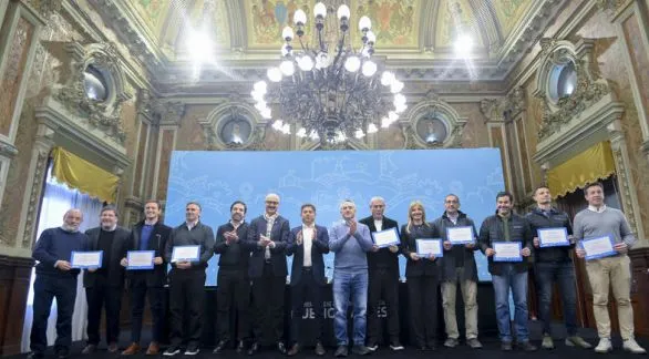 Azul fue reconocido por su trabajo para fortalecer  políticas destinadas a la niñez y a la adolescencia