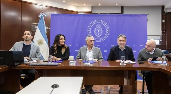 Cambios en Salud: qué pasará con el Instituto Nacional del Cáncer y la creación de hospitales