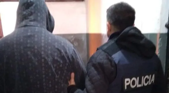 Por abusar de su hija biológica un azuleño  fue sentenciado a catorce años de prisión