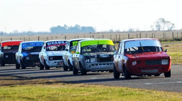 Las categorías del Centro corrieron en el circuito del AMCA