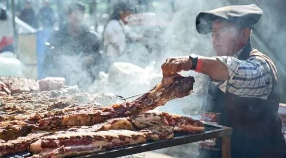 El pueblo de Buenos Aires con la mejor tradición de asado y una fiesta criolla que enamora
