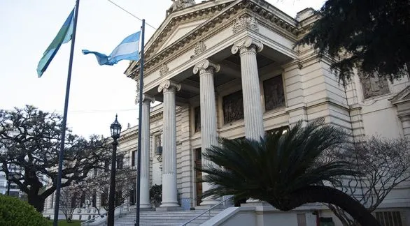 Tenso cierre de listas en PBA, entre rupturas de última hora y gran protagonismo de los intendentes