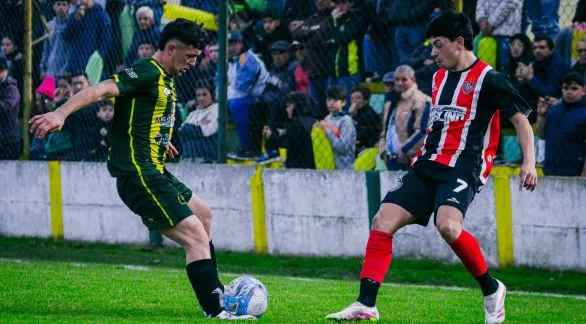 En un emotivo partido, la primera final terminó en empatada 
