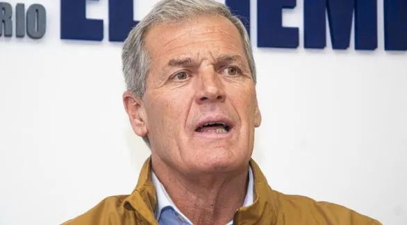 "Nos interesa cambiar un poco lo que queremos para Azul"