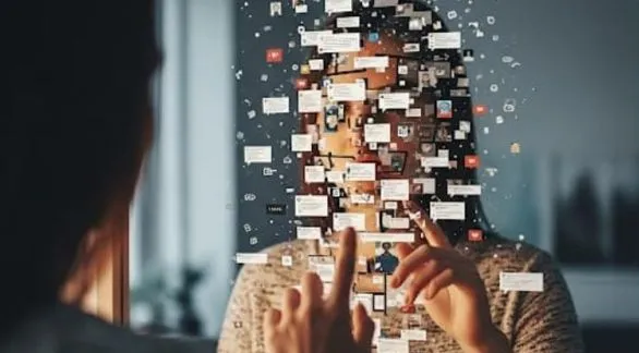 El eco digital: ¿somos lo que publicamos? 