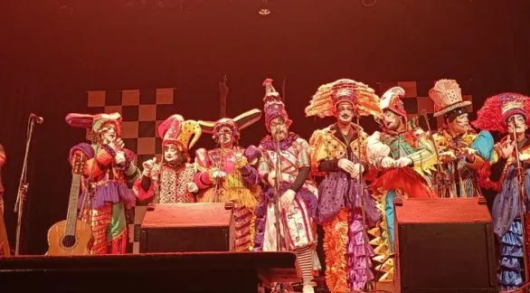 "La Carcajada" y "Lavate y vamo":   un espectáculo con ritmo y mensaje  