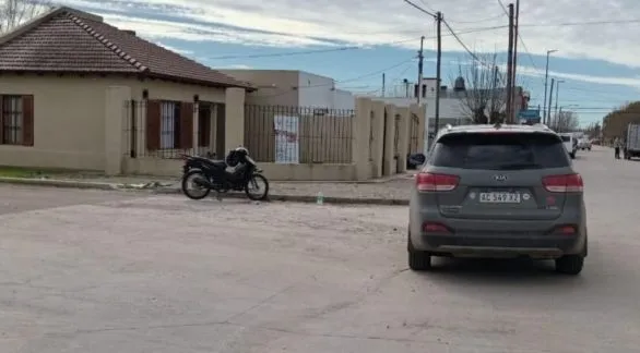 Un motociclista, hospitalizado luego de resultar lesionado en un choque