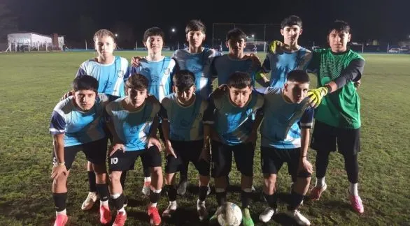 Un empate y una victoria para Azul 