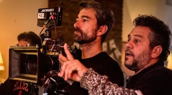 Un estreno que une talento azuleño   y producción internacional  