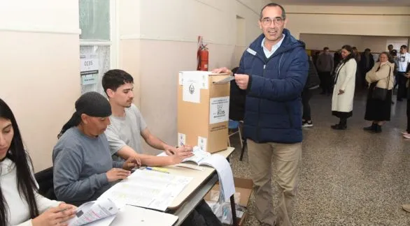 Nelson Sombra: "El voto es la herramienta que  tenemos todos para votar y para vetar también"