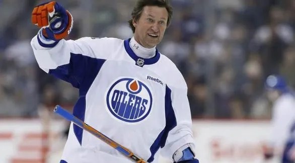 KWayne Gretzky: por qué "El Grande" sigue siendo el mejor jugador de hockey de todos los tiempos