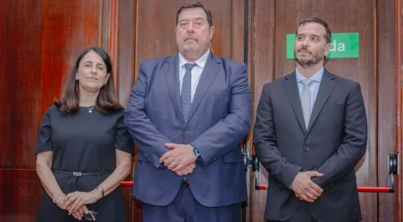 Cuatro nuevo jueces juraron este jueves