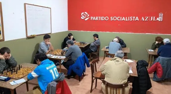  Walter Sobrino y Alfredo Davis   picaron en punta en el Oficial "A"  