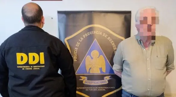 Lo arrestaron por la tenencia y difusión en redes sociales de contenidos de abuso sexual infantil
