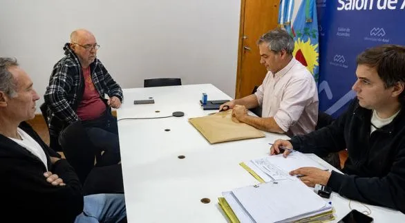 Presentación de ofertas para la adquisición de una  planta de hormigón y la construcción de cordón cuneta