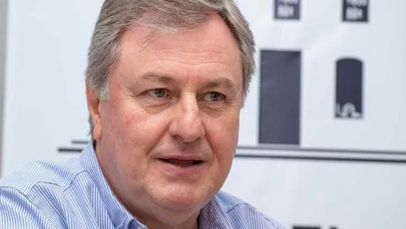 Duclós: "Los problemas se resuelven  con más democracia, con más participación"